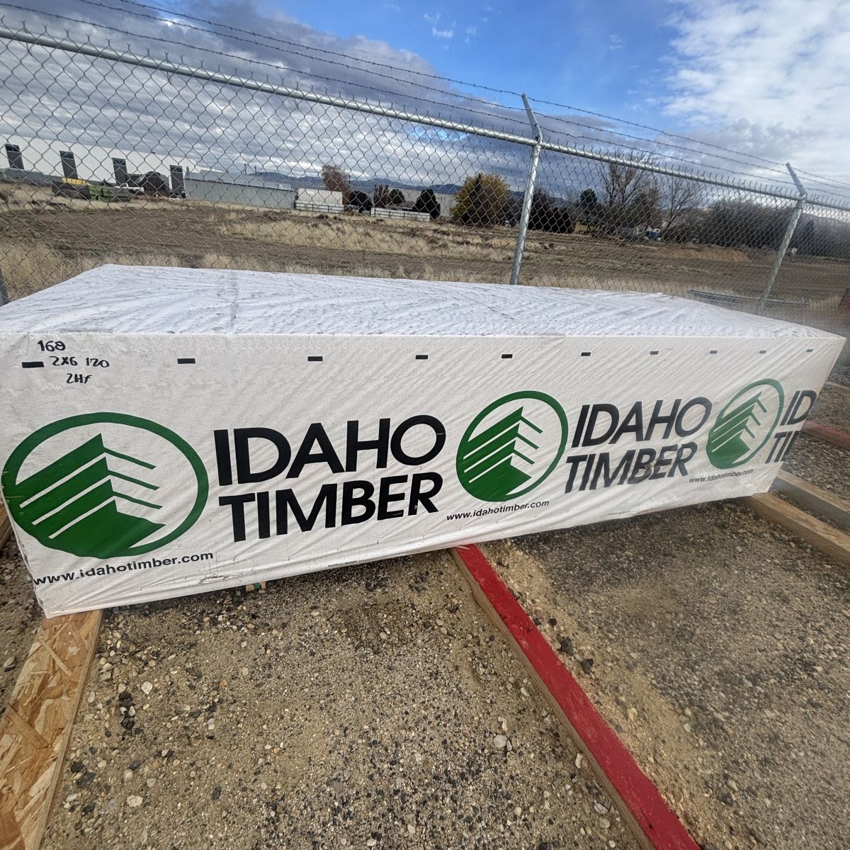 Unit of 2×6-10′ #2 kiln-dried Hem-Fir lumber staged at our Boise lumberyard